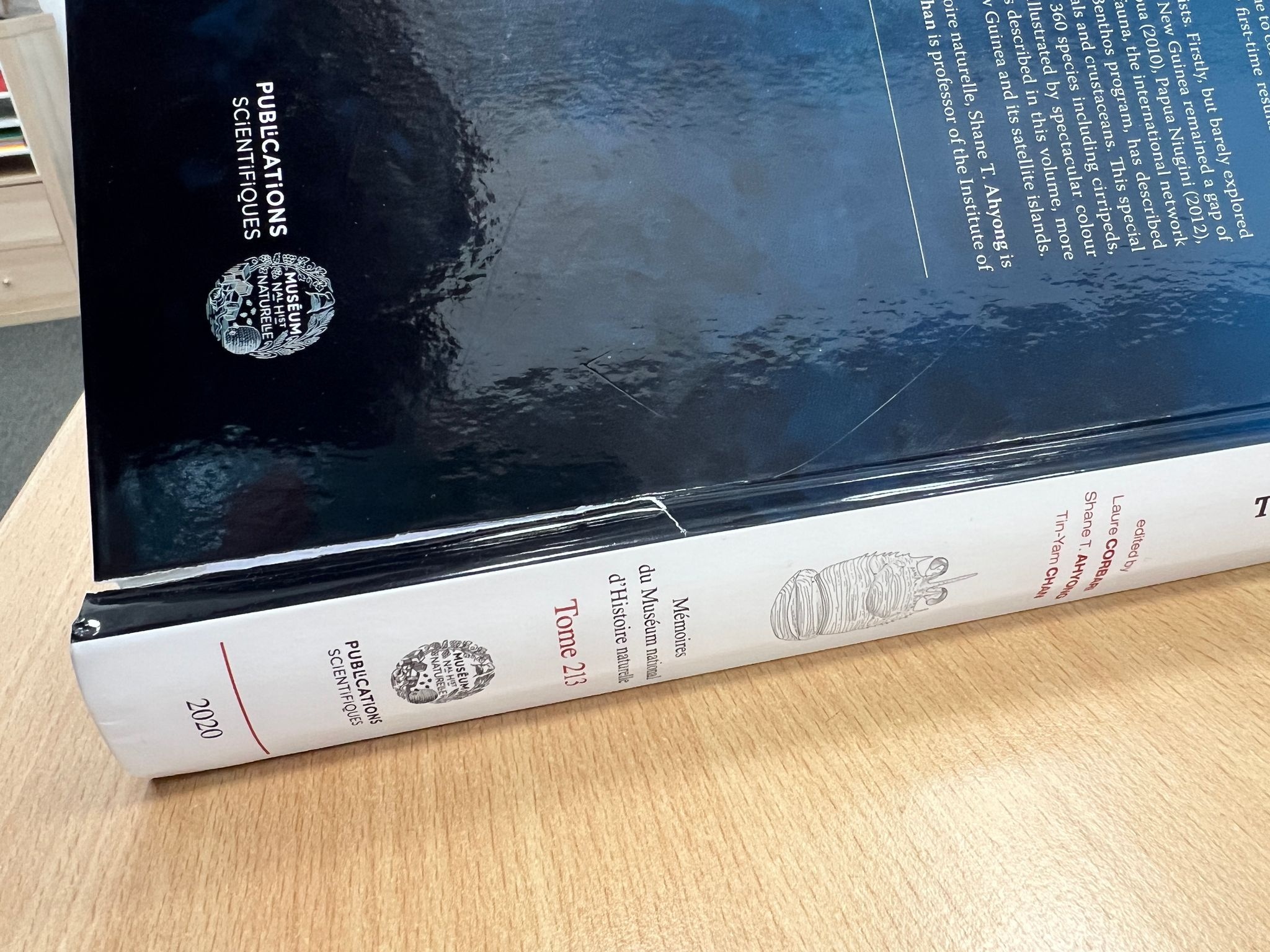 Damaged copy - Tropical Deep-Sea Benthos Volume 31 - Deep-Sea Crustaceans from Papua New Guinea