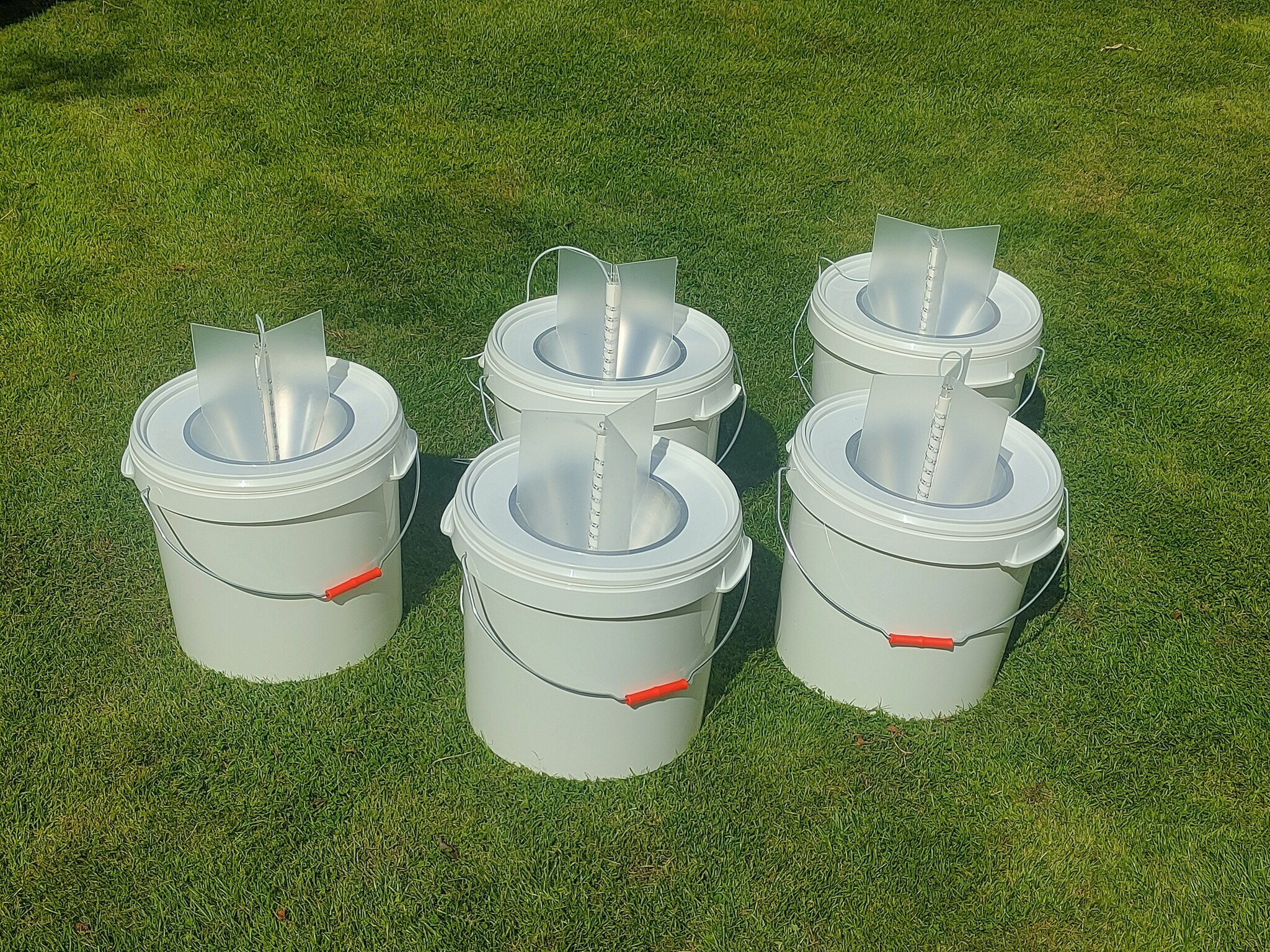 LED Eimer 2.0 Mottenfalle