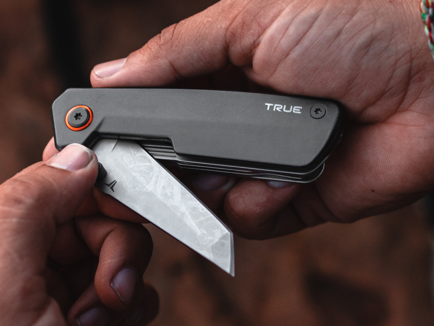 True Utility Dual Cutter Multitool