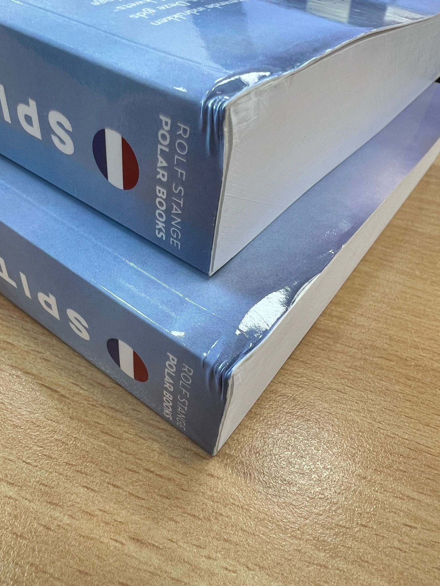 Damaged copy - Reisgids Spitsbergen – Svalbard. Een complete gids rondom de Arctische archipel