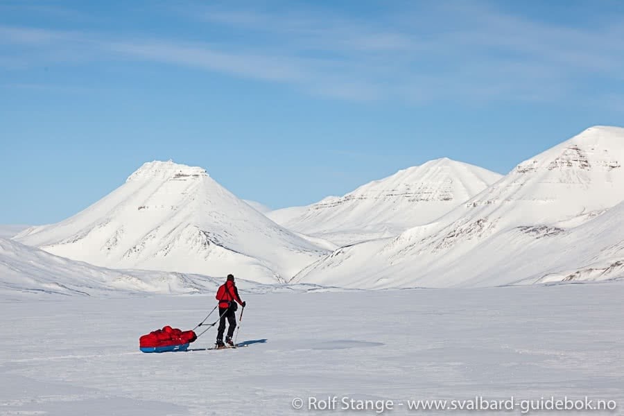 Spitsbergen - Svalbard - A Complete Guide Around the Arctic Archipelago