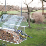 Acrylic hanging combi feeder house