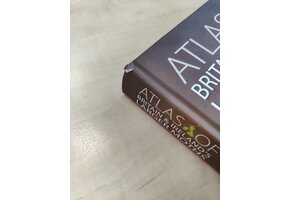 Beschadigd exemplaar - Atlas of Britain & Ireland's Larger Moths