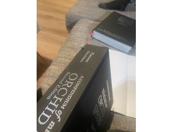 Beschadigd exemplaar - A Compendium of Miniature Orchid Species (4-Volume Set)