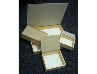 Wooden transport box