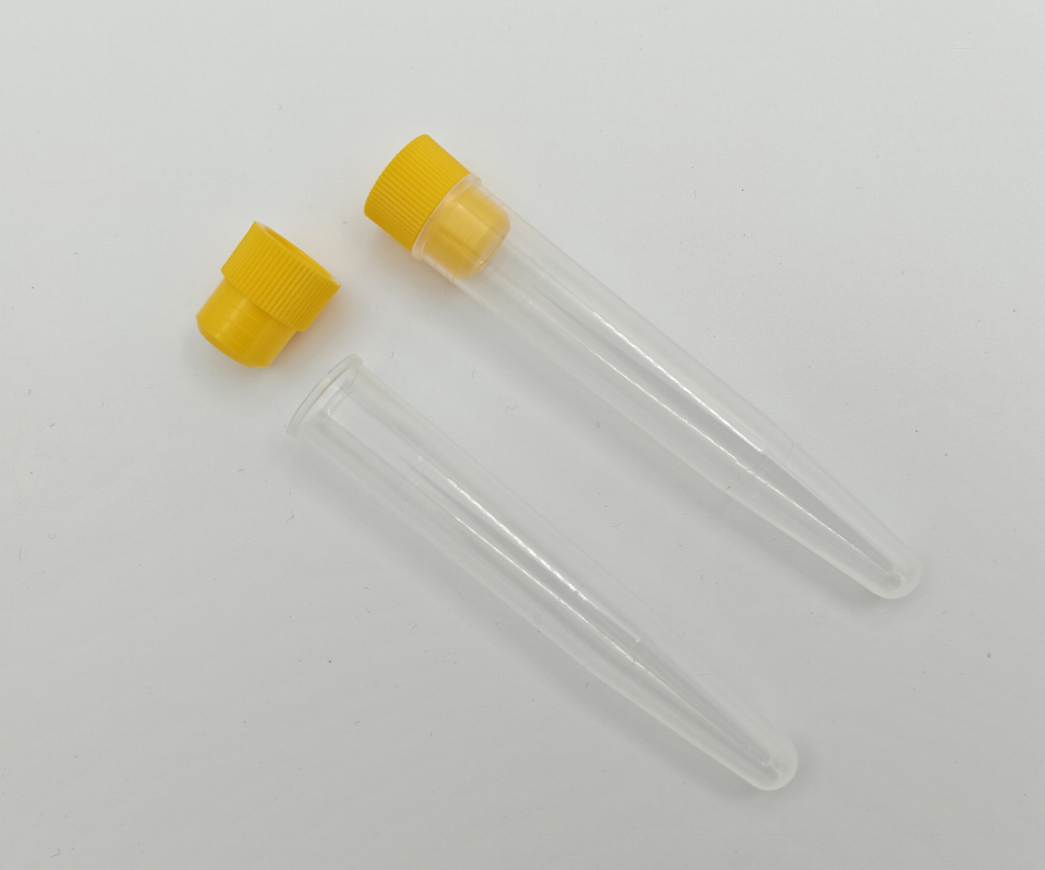 Plastic Reageerbuis met stop