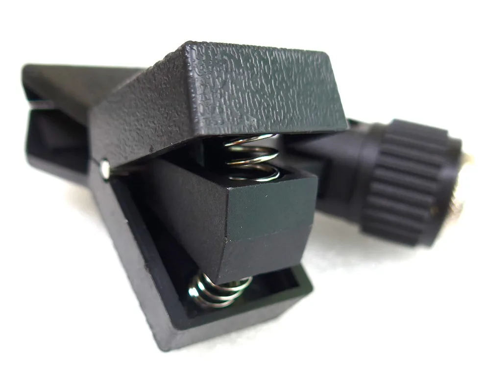 Geveerde Microfoonhouder voor XLR Pluggy
