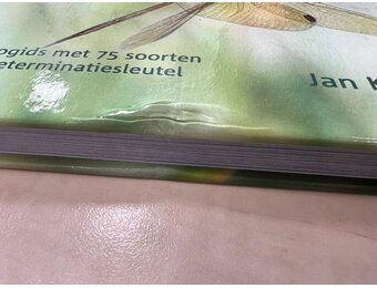 Beschadigd exemplaar – Libellen van Nederland, België en Luxemburg