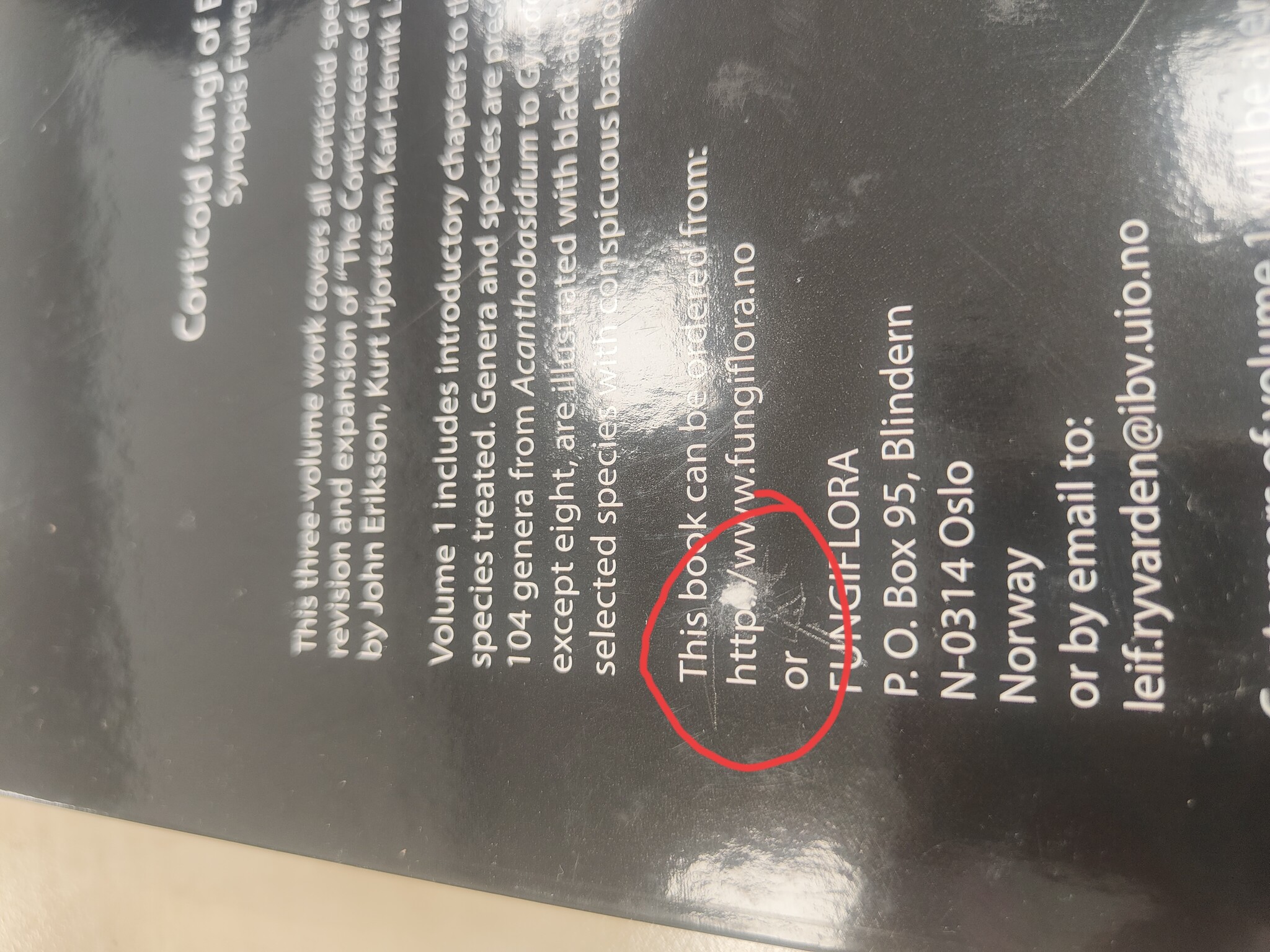Damaged copy – Synopsis Fungorum, Volume 43 - Corticioid Fungi of Europe, Vol. 1