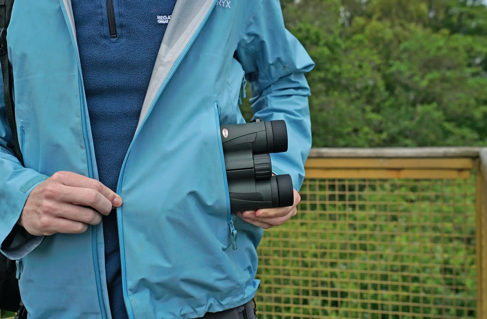 Kowa Binoculars BDIII 10x32 XD
