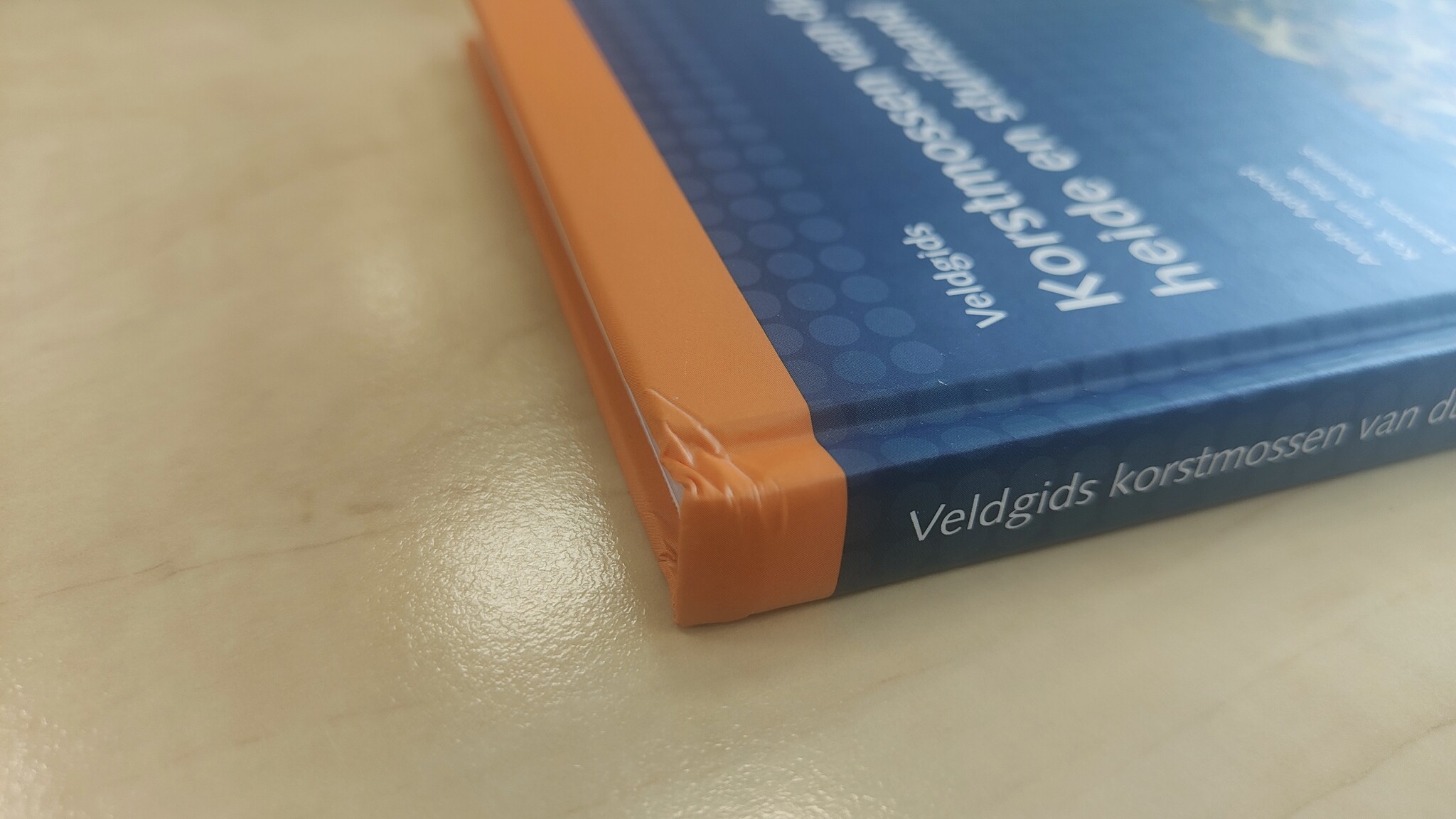 Beschadigd exemplaar – Veldgids Korstmossen van duin, heide en stuifzand