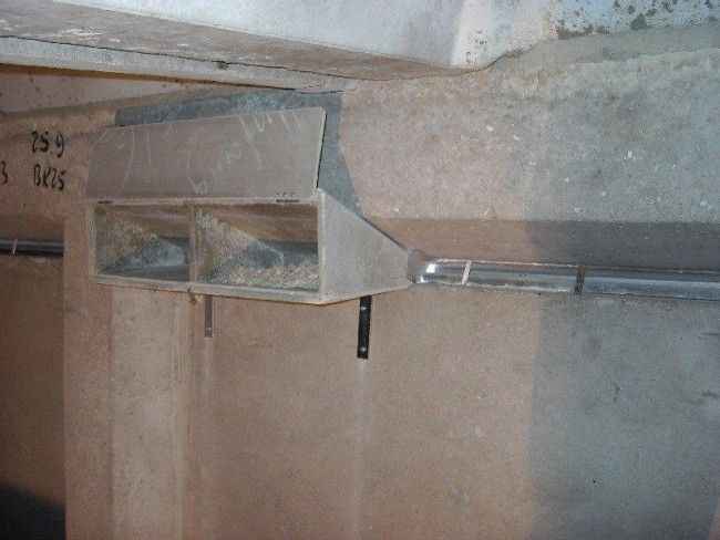 Schwegler Wigvormige Gierzwaluwkast (Drempelkast)