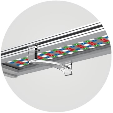 Superfish Scaper LED WRGB Montage in geschlossenem Aquarium