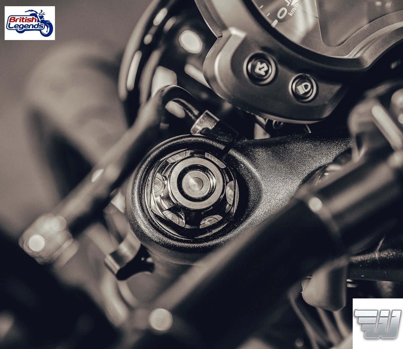 Black Aluminium Fork Caps for Triumph Twins