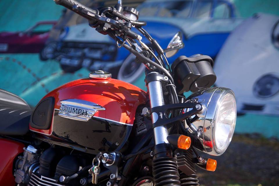 Pattes Support de Phare pour Triumph Twins