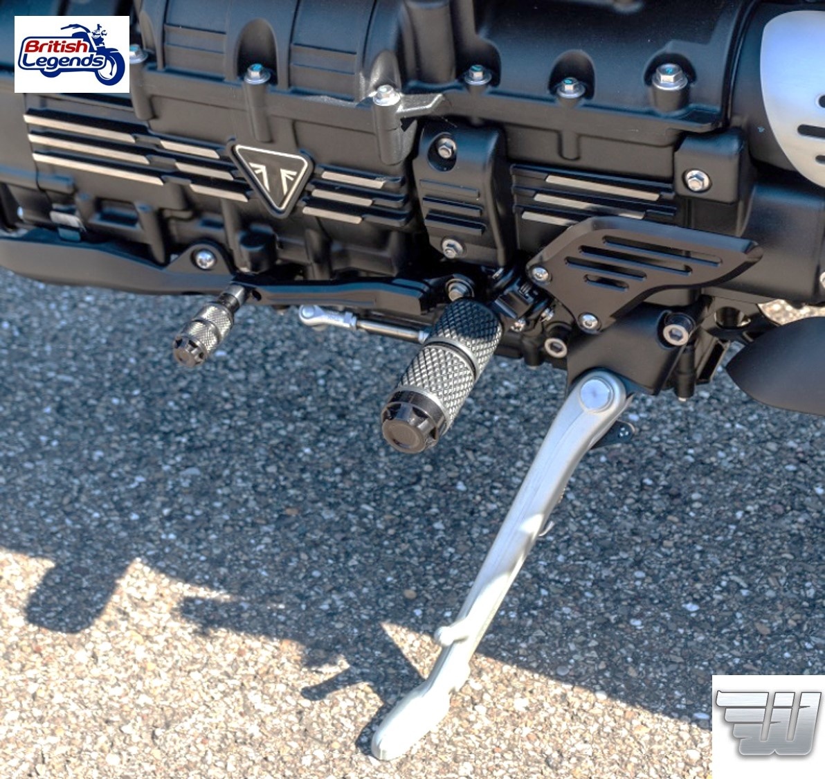 Commandes au Pied Noires pour Rocket 3 R