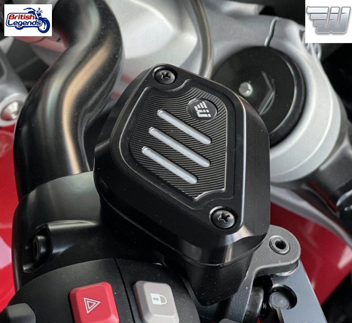 Clutch+Brake Reservoir Covers for Triumph Rocket 3