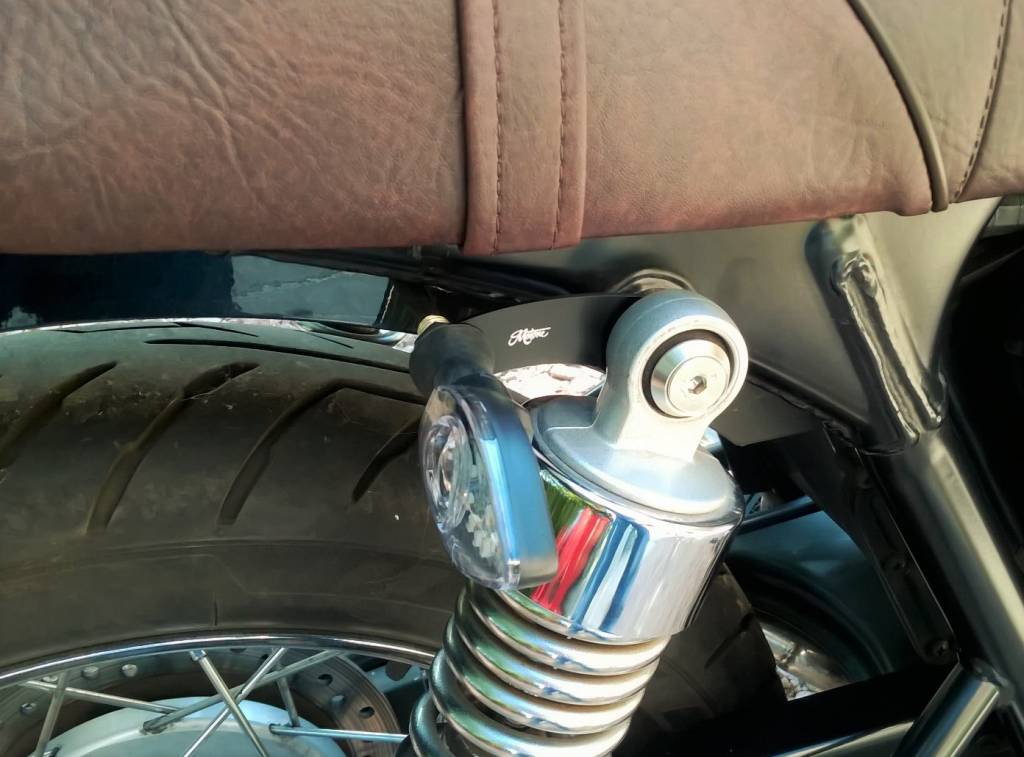 Soportes intermitentes traseros para motos Triumph