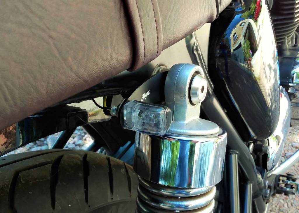 Soportes intermitentes traseros para motos Triumph