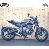 Complete 3-into-1 Exhaust for Triumph Trident 660