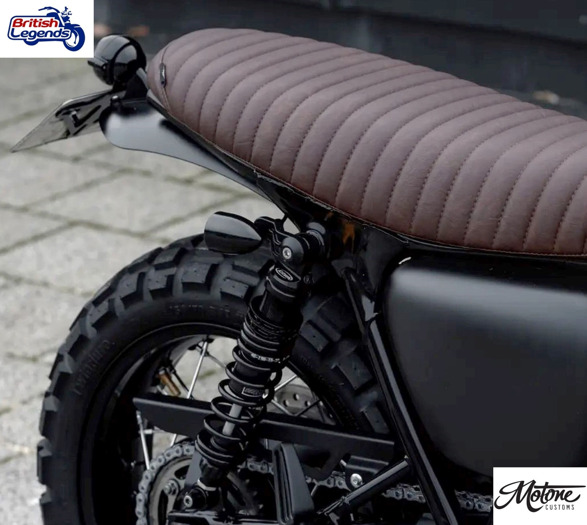 Clignotants rond led aluminium noir mat avec grille - paire - Vente en  ligne de Clignotants et toutes Pièces Moto - Zombie Bikes Concept