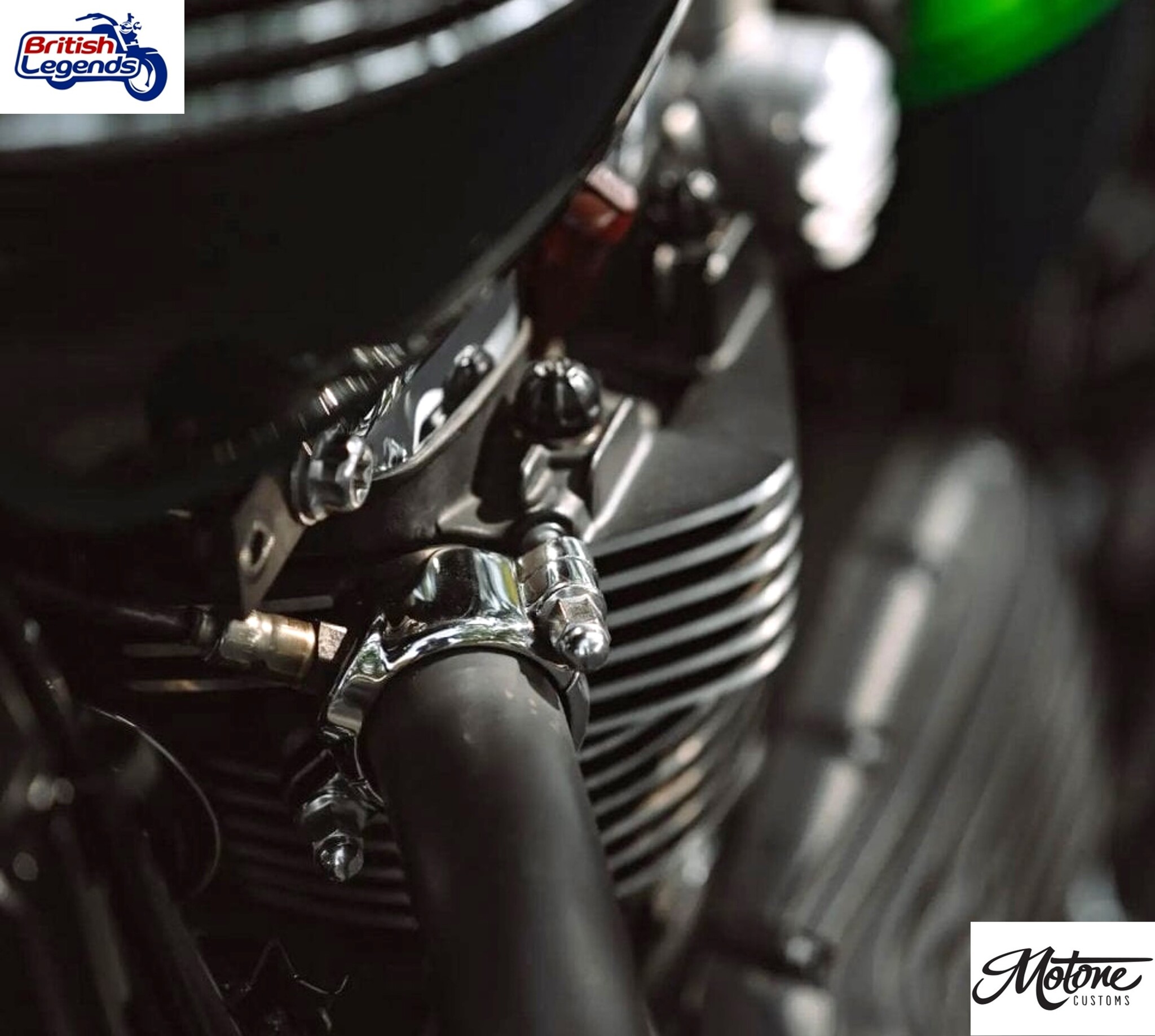 Colliers de Sortie de Culasse Inox pour Triumph Twins