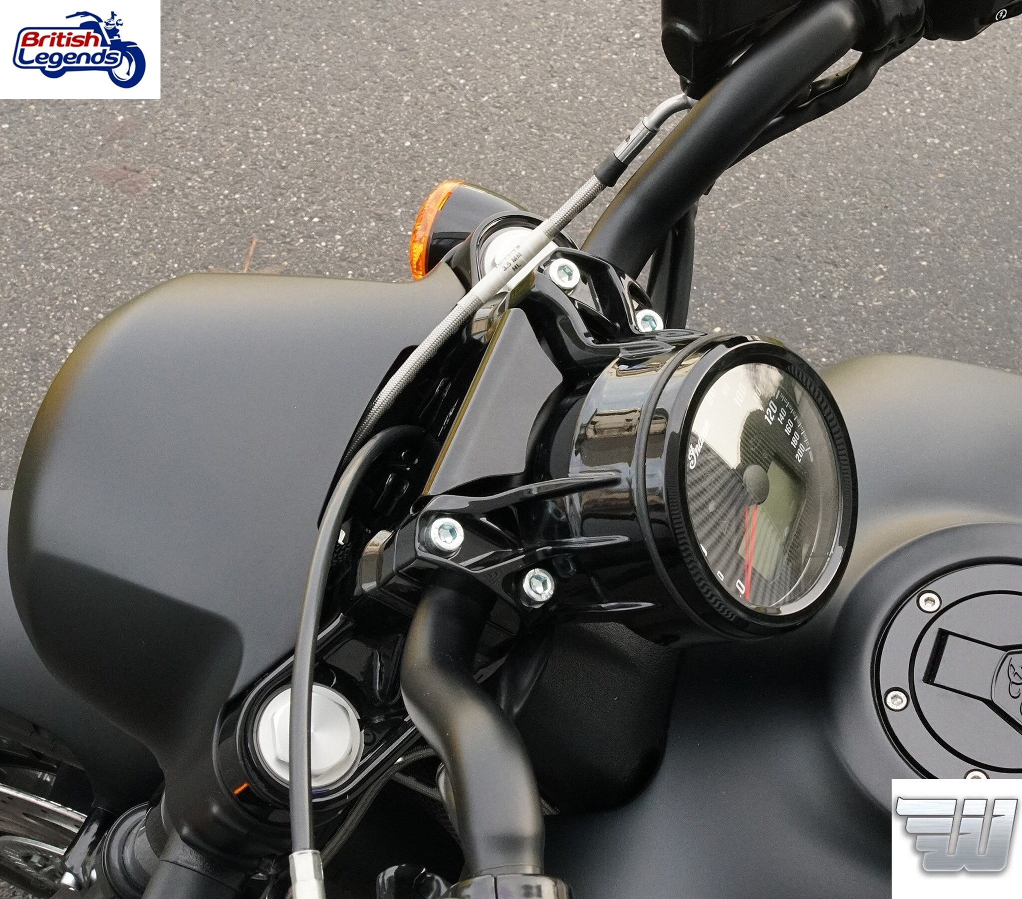 Elevador de manillar y cubierta de cables Indian Scout