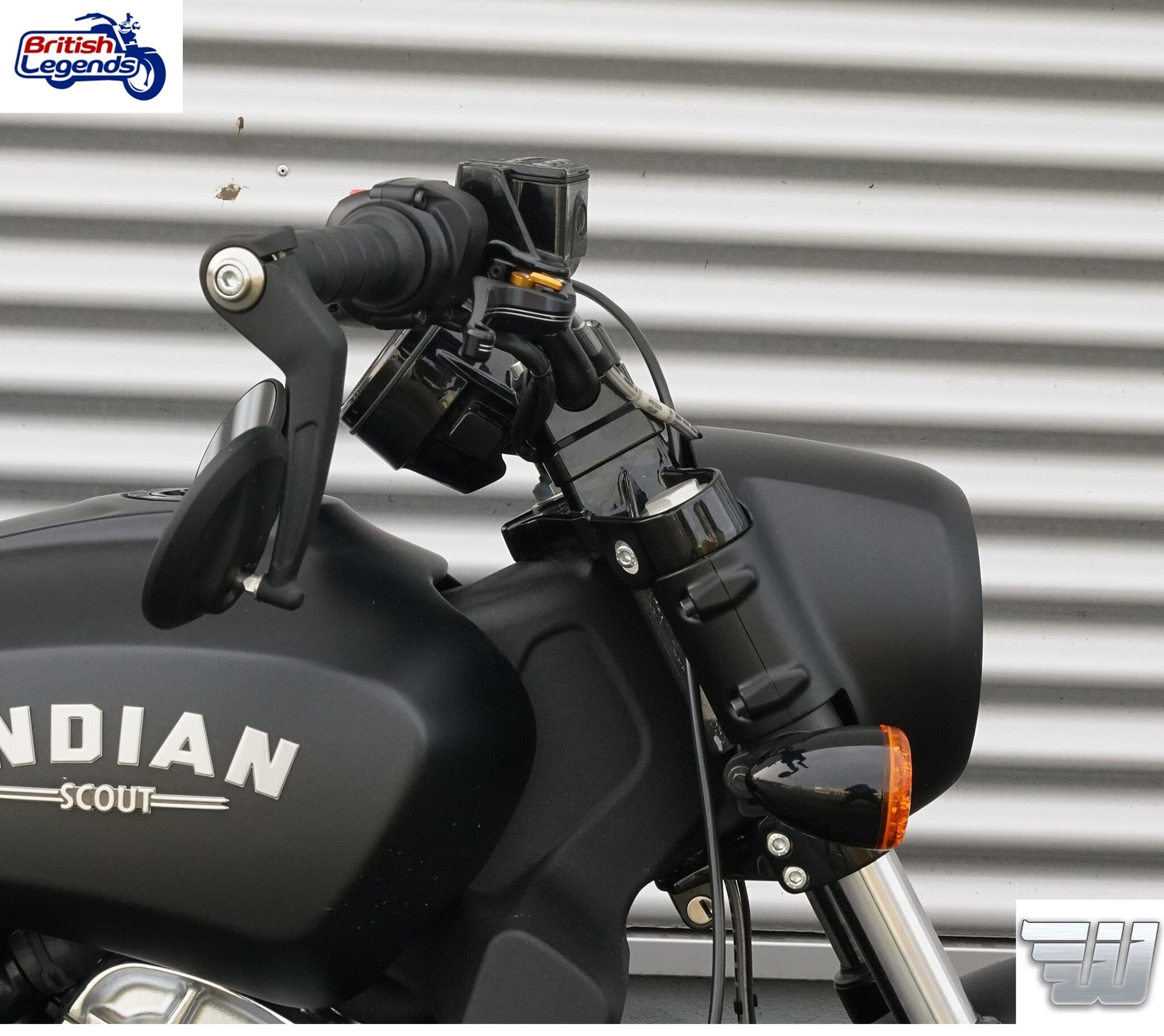 Elevador de manillar y cubierta de cables Indian Scout