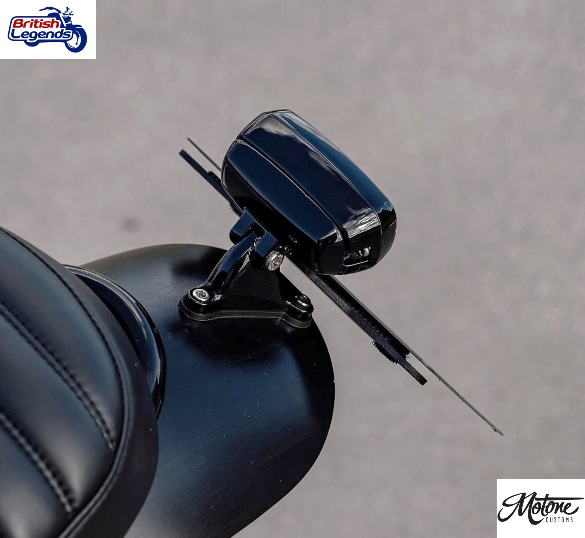 Feu AR Motone en Alu Massif sur Support