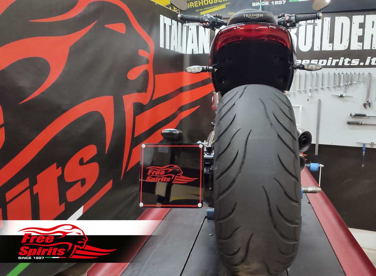 Porte-Plaque Latéral pour Triumph Rocket 3