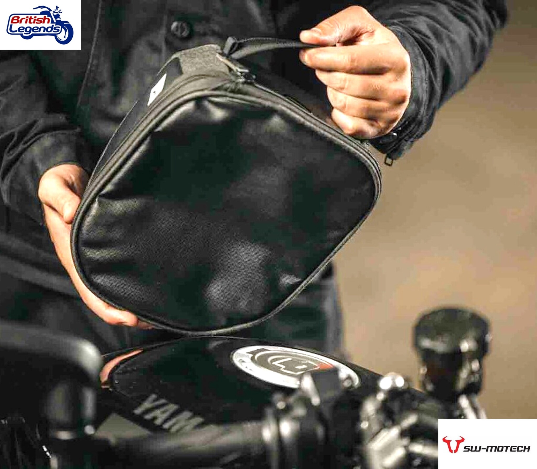 Motorcycle Tank Bag with Magnetic Fitting