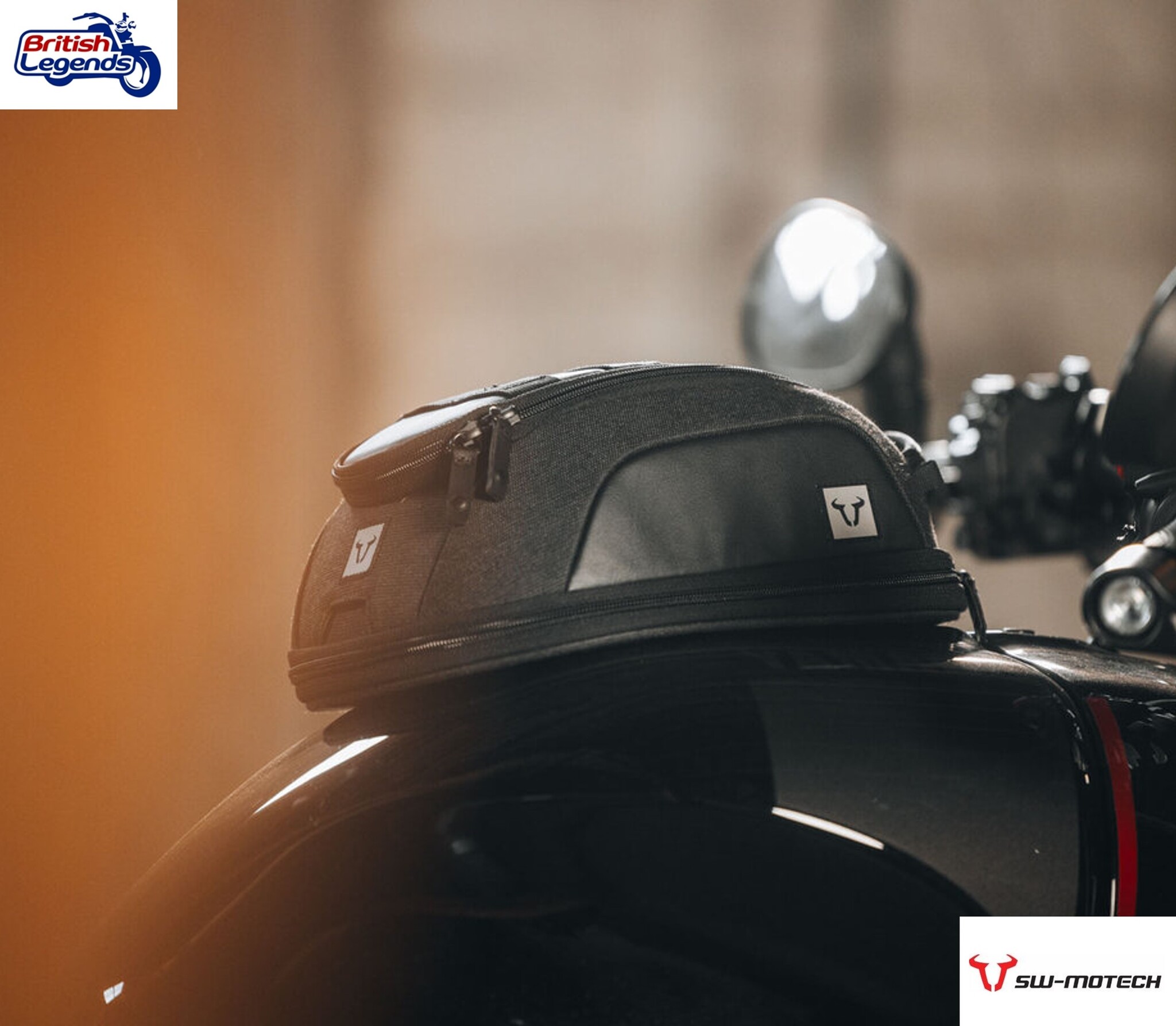 Motorcycle Tank Bag with Magnetic Fitting
