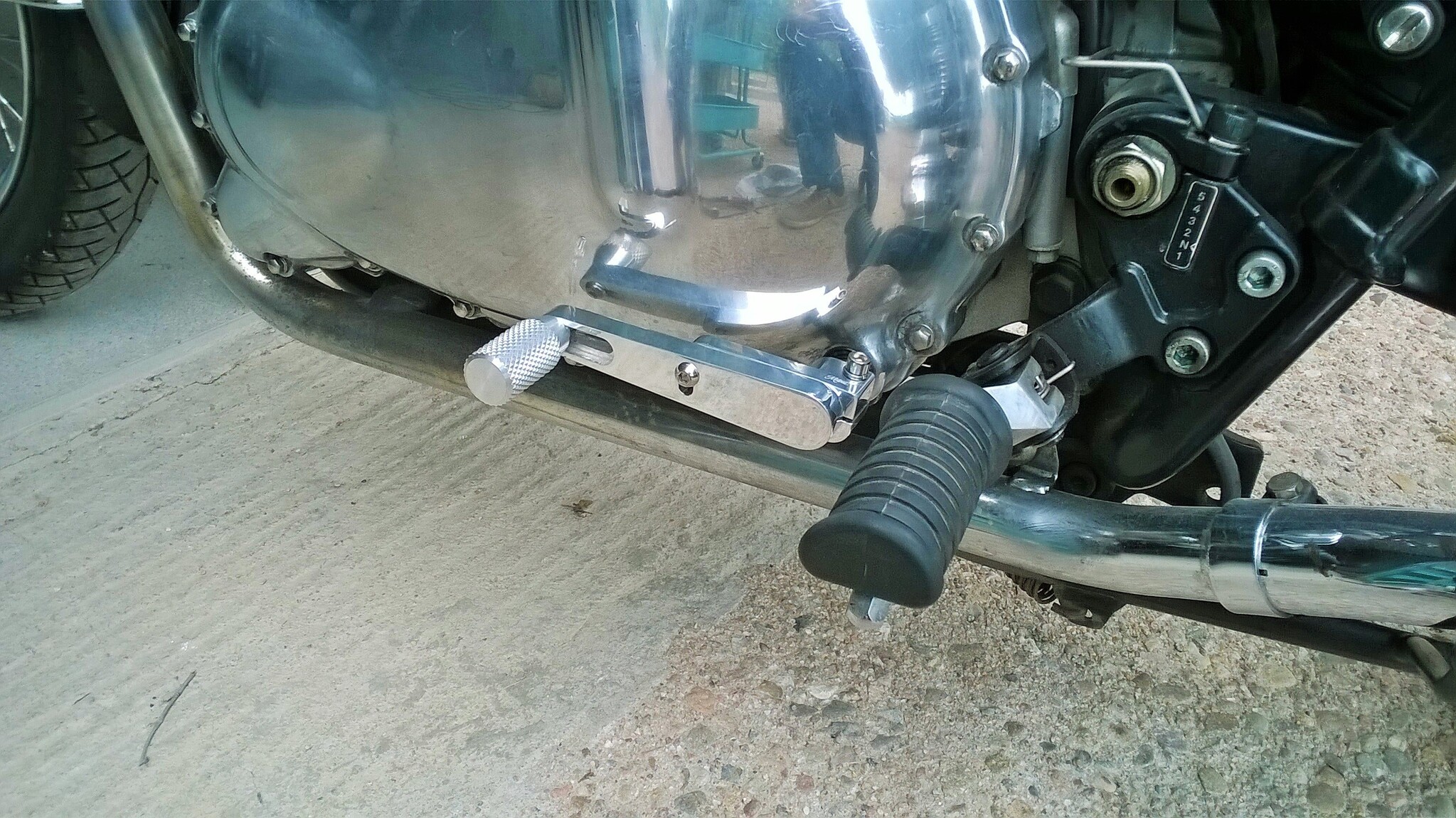 Adjustable Gear Lever for Triumph Twins (2001-2016)