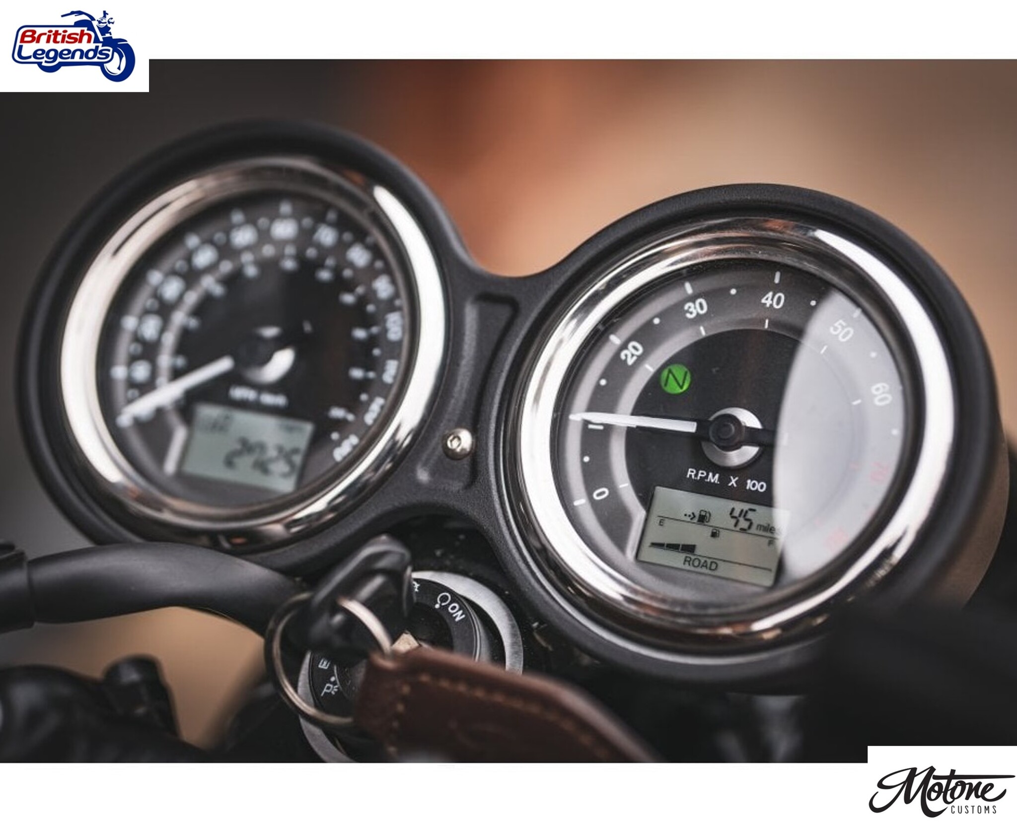 Black/Brass Dashboard Cover