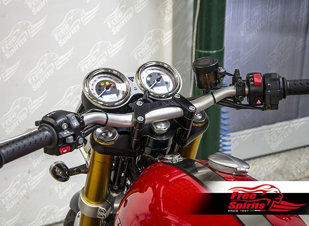1⅛ Handlebar Conversion Kit for Thruxton R/RS