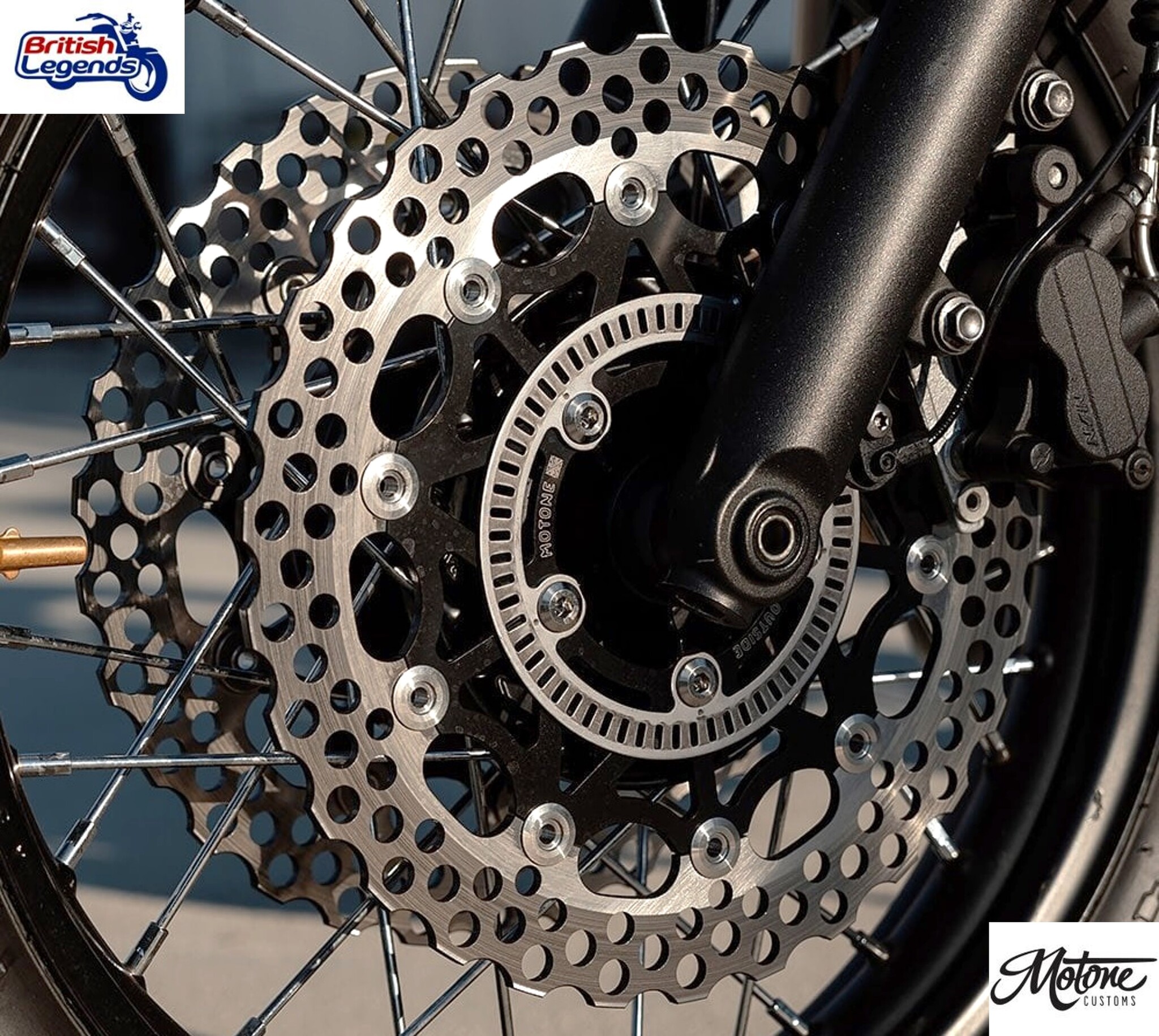 Set of FR+RR Brake Discs for Triumph Bonneville T120
