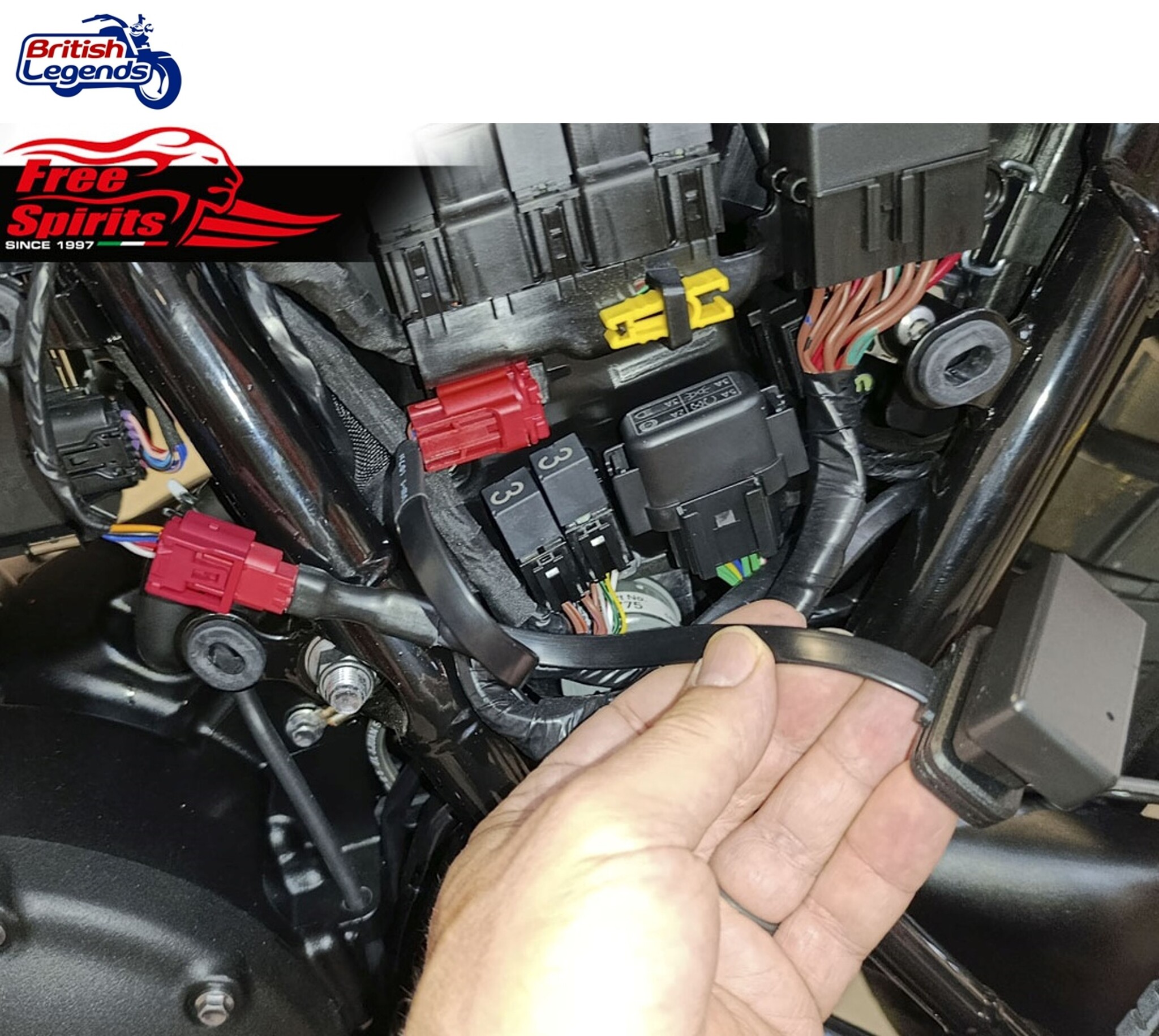 Outil d'effacement du témoin MIL Plug&Ride pour motos Euro 5+