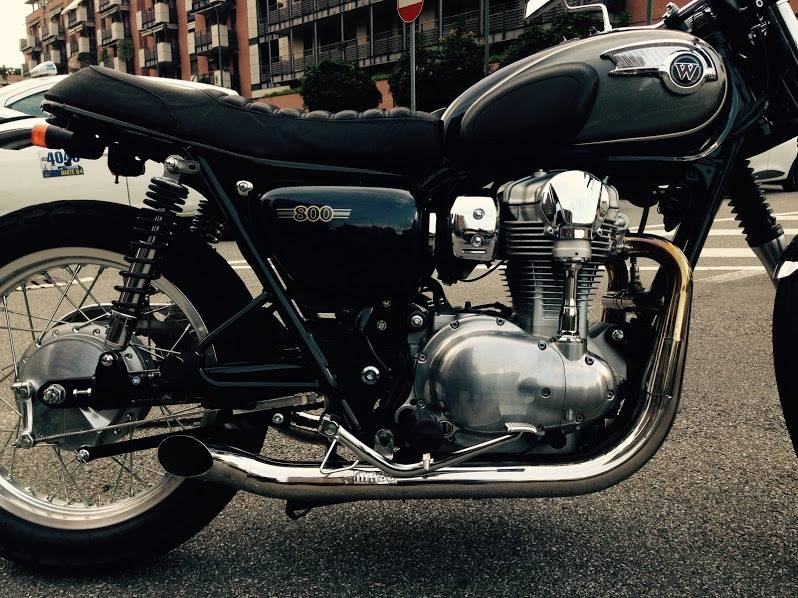 Escape Inox Hot-Rod para Kawasaki W650/W800