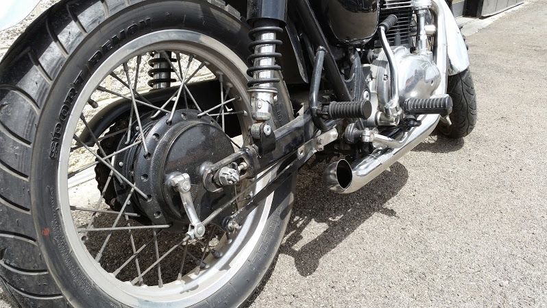 Escape Inox Hot-Rod para Kawasaki W650/W800