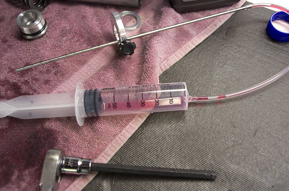 Fork Oil Syringe & Dipstick Gauge Kit