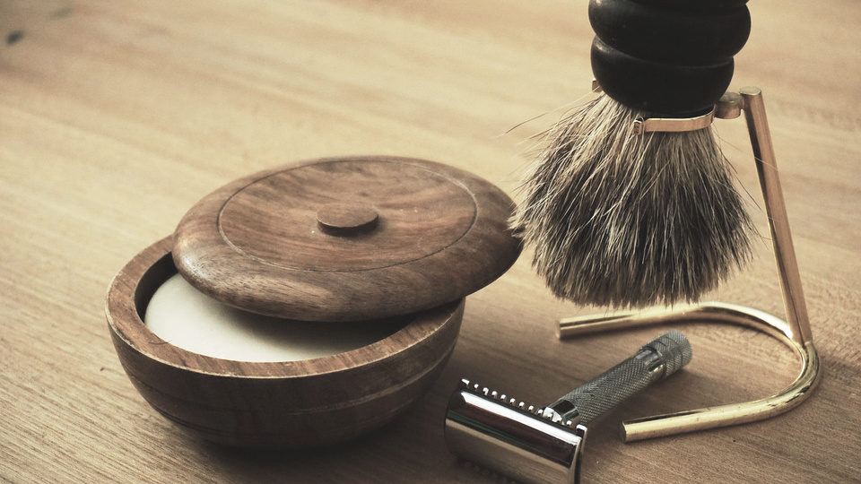 safety razor, scheerkwast en scheerkom