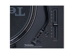 Technics SL-1210MK7 turntable