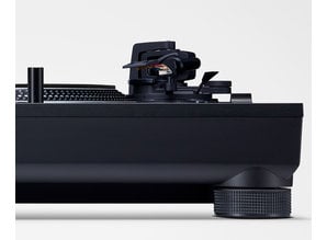 Technics SL-1210MK7 turntable