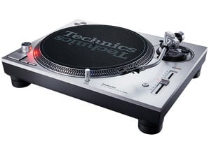 Technics SL-1200MK7 platenspeler