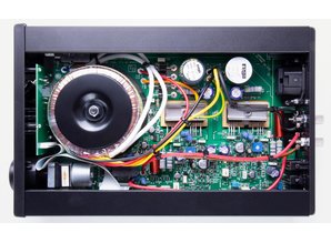 Rega io integraded amplifier