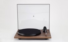 Rega Planar 1 (Walnut)