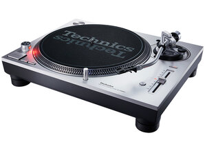 Technics SL-1200MK7 turntable with hinges (B-stock)