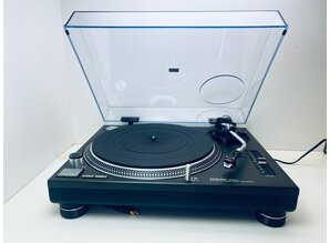 Technics SL 1210 MK2 turntable