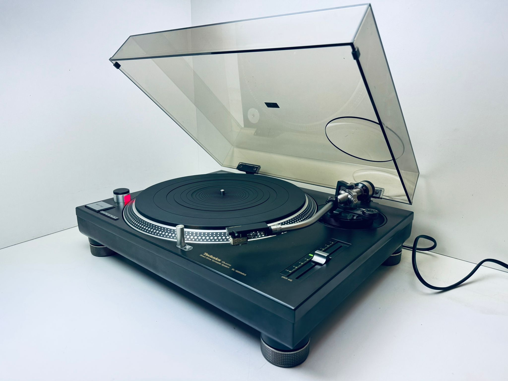 Technics SL 1200 MK4 - green-vinyl.com Technics SL 1200 MK4 - green-vinyl.com