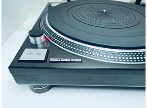 Technics SL 1200 MK4 platenspeler